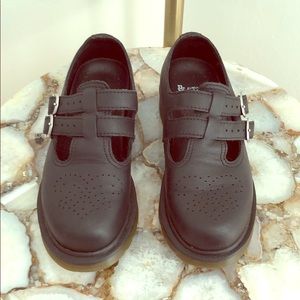 Dr. Martens Mary Jane - Black Virginia